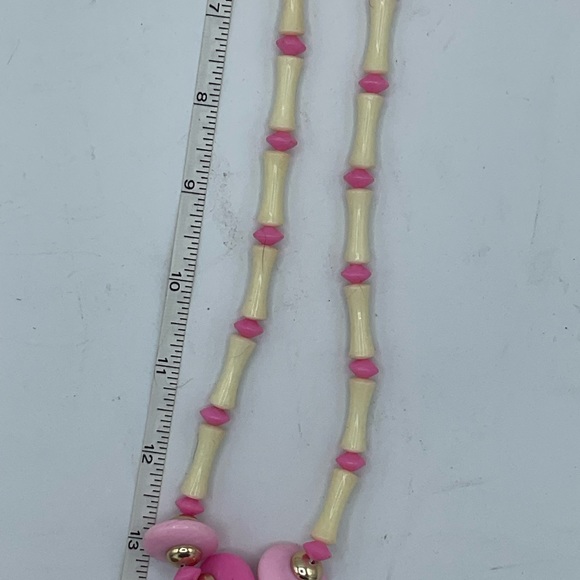 “MCM PINK BEADED VINTAGE NECKLACE” Costume Jewelry. - Picture 9 of 13